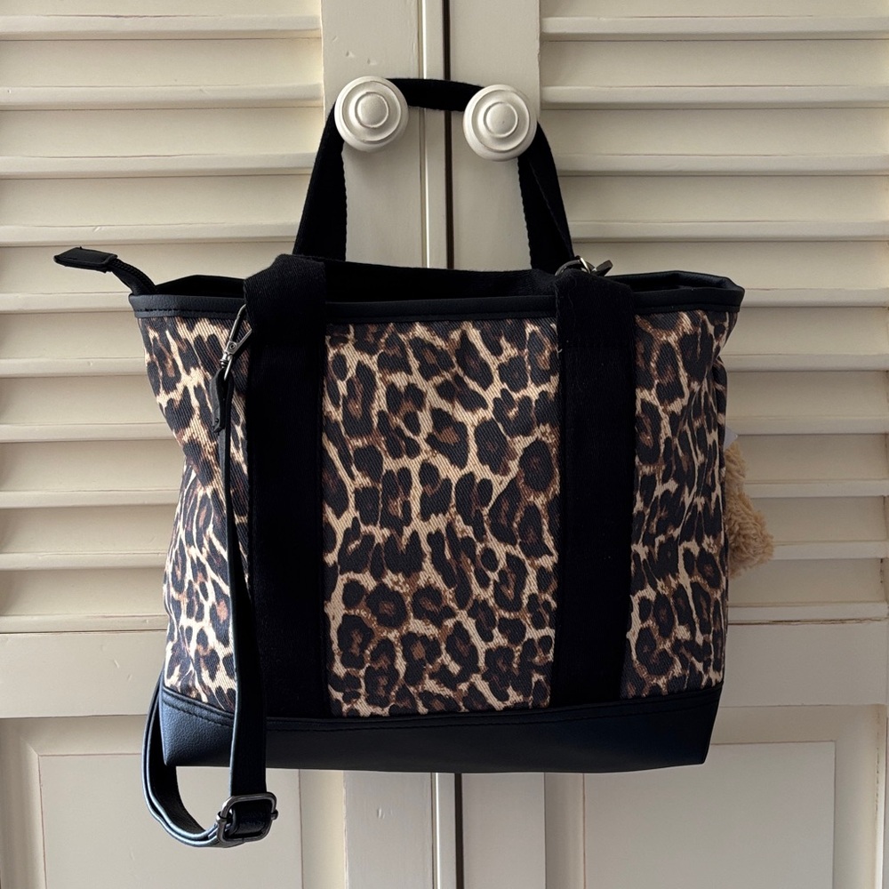 ☀️Luv Betsey by Betsey Johnson LBADIE Leopard Print Tote Crossbody Bag - Picture 2 of 15